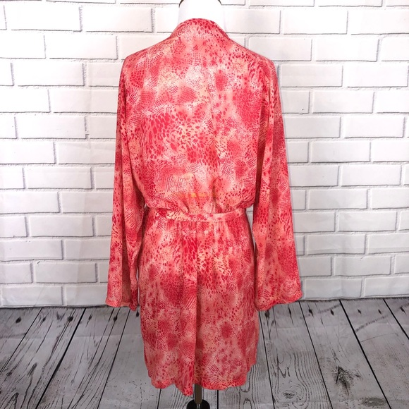 VICTORIA’S SECRET Coral Pink Robe - Picture 4 of 6